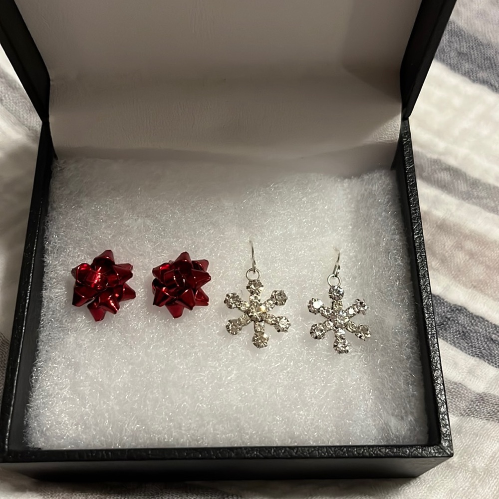 set of two pairs of christmas earrings